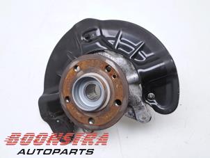 Gebruikte Fusee rechts-voor Mercedes A (177.0) 1.3 A-180 Turbo 16V Prijs € 169,95 Margeregeling aangeboden door Boonstra Autoparts