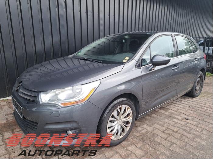 Gebruikte Pomp Servo Citroen C4 Berline (NC) 1.6 Hdi Prijs € 229,00 Margeregeling aangeboden door Boonstra Autoparts