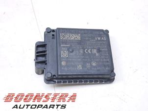 Gebruikte Sensor ACC (afstand) Volkswagen Polo VI (AW1) 1.0 TSI 12V Prijs € 124,95 Margeregeling aangeboden door Boonstra Autoparts