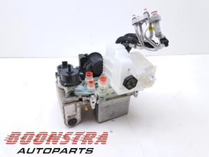 Gebruikte Warmtewisselaar Tesla Model 3 Long Range, Performance AWD Prijs € 649,00 Margeregeling aangeboden door Boonstra Autoparts