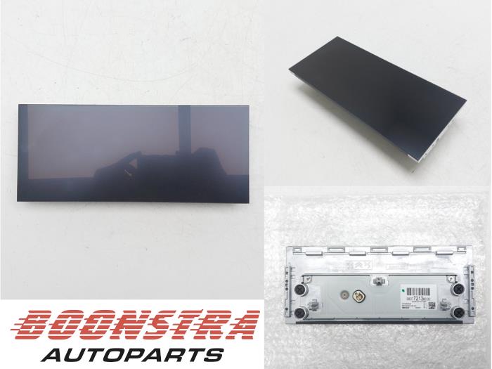 Gebruikte Display Interieur Opel Grandland (X) 1.6 Turbo 16V Hybrid Prijs € 329,95 Margeregeling aangeboden door Boonstra Autoparts