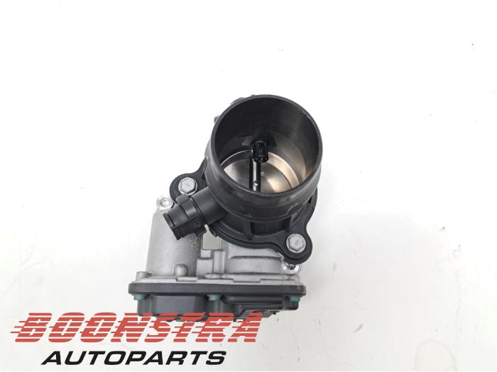 Gebruikte Gasklephuis Mini Mini (F56) 2.0 16V John Cooper Works Prijs € 34,94 Inclusief btw aangeboden door Boonstra Autoparts