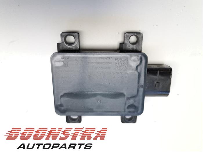 Gebruikte Radar sensor Lynk &amp; Co 01 1.5 PHEV Prijs € 194,95 Margeregeling aangeboden door Boonstra Autoparts