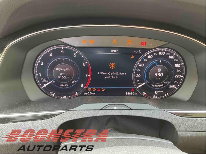 Motor van een Volkswagen Passat (3G2) 2.0 TSI 16V 2018