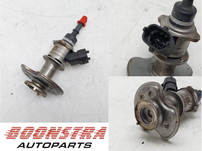 Gebruikte Injector adblue Volkswagen Transporter T6 2.0 TDI 150 Prijs € 84,64 Inclusief btw aangeboden door Boonstra Autoparts