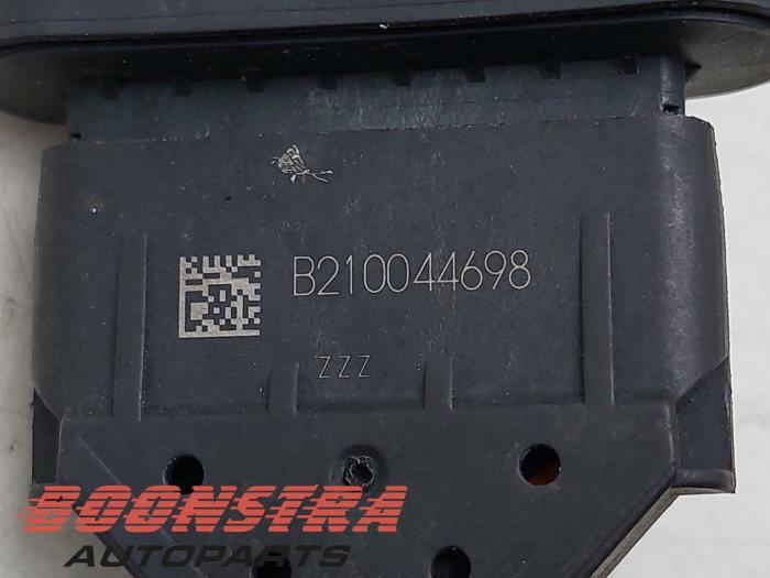 Nox sensor van een Volkswagen Transporter T6 2.0 TDI 150 2021