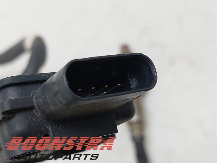 Nox sensor van een Volkswagen Transporter T6 2.0 TDI 150 2021