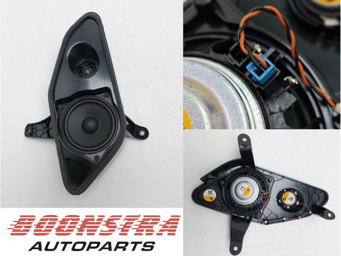 Gebruikte Luidspreker BMW X5 (G05) xDrive50e 3.0 24V Prijs € 38,95 Inclusief btw aangeboden door Boonstra Autoparts
