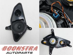 Gebruikte Speaker BMW X5 (G05) xDrive50e 3.0 24V Prijs € 38,95 Inclusief btw aangeboden door Boonstra Autoparts