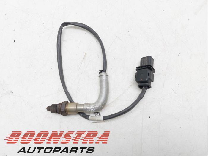Lambda Sonde van een BMW 2 serie Gran Coupe (F44) 218i 1.5 TwinPower Turbo 12V 2020