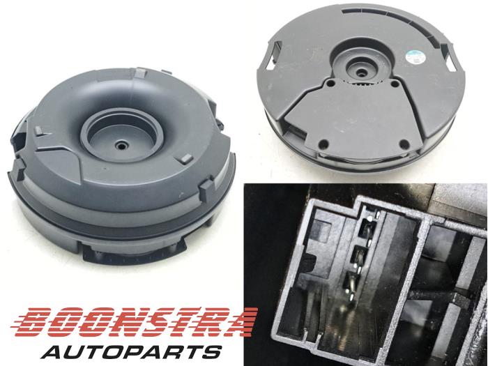 Gebruikte Speaker Audi SQ5 (FYB/FYG) 3.0 TFSI V6 24V Prijs € 174,95 Margeregeling aangeboden door Boonstra Autoparts