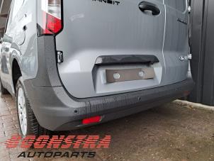 Gebruikte Bumper achter Ford Transit Courier 1.0 EcoBoost 125 Prijs € 422,29 Inclusief btw aangeboden door Boonstra Autoparts