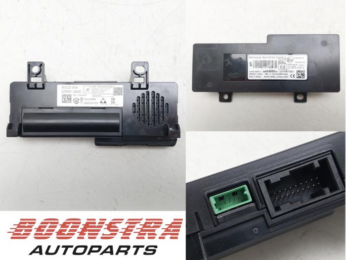 Gebruikte Bluetooth module Opel Vivaro Vivaro-e, Electric Prijs € 56,81 Inclusief btw aangeboden door Boonstra Autoparts