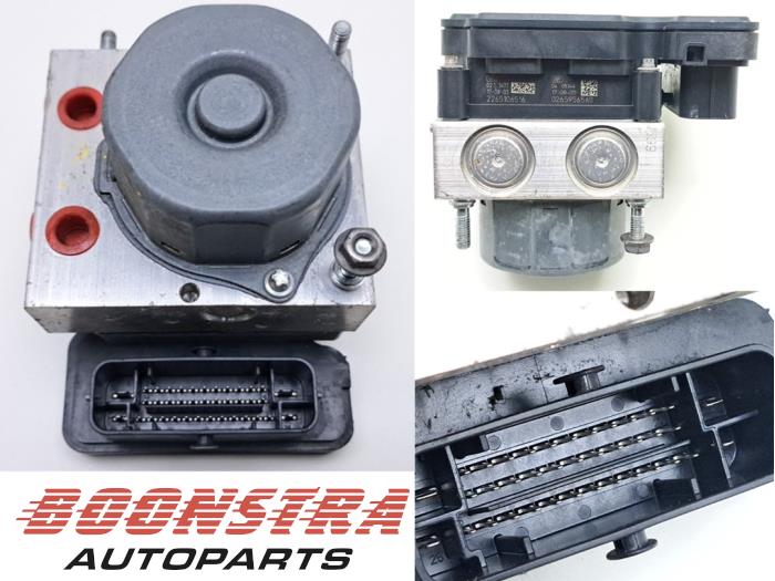 Gebruikte ABS Pomp Dacia Sandero II 0.9 TCE 12V LPG Prijs € 44,95 Margeregeling aangeboden door Boonstra Autoparts