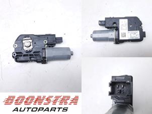 Gebruikte Schuifdak Motor Audi A6 Avant (C8) 2.0 16V 50 TFSI e Mild hybrid Quattro Prijs € 24,95 Margeregeling aangeboden door Boonstra Autoparts