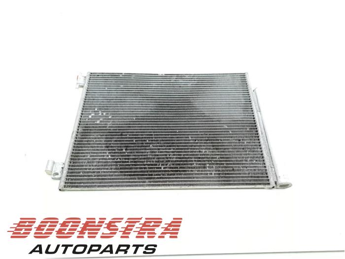 Gebruikte Airco Condensor Renault Captur I (2R) 0.9 Energy TCE 12V Prijs € 24,95 Margeregeling aangeboden door Boonstra Autoparts