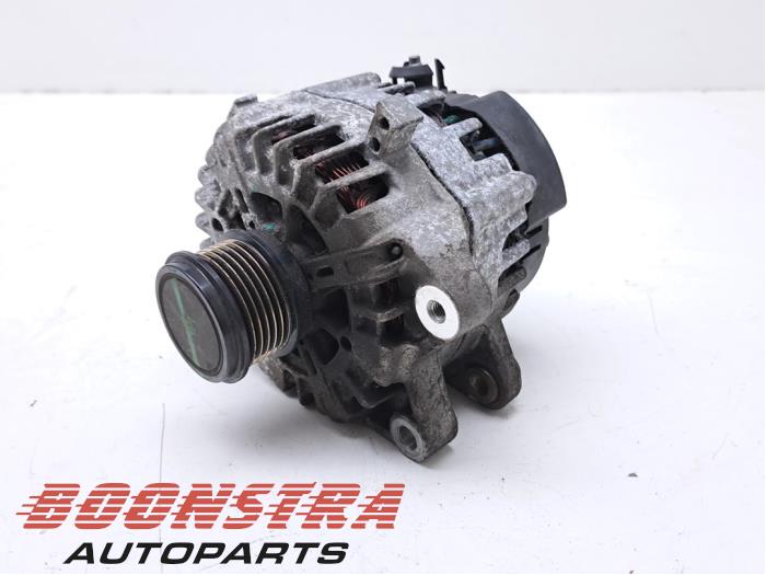 Dynamo van een Ford Transit 2.0 TDCi 16V Eco Blue 130 2021
