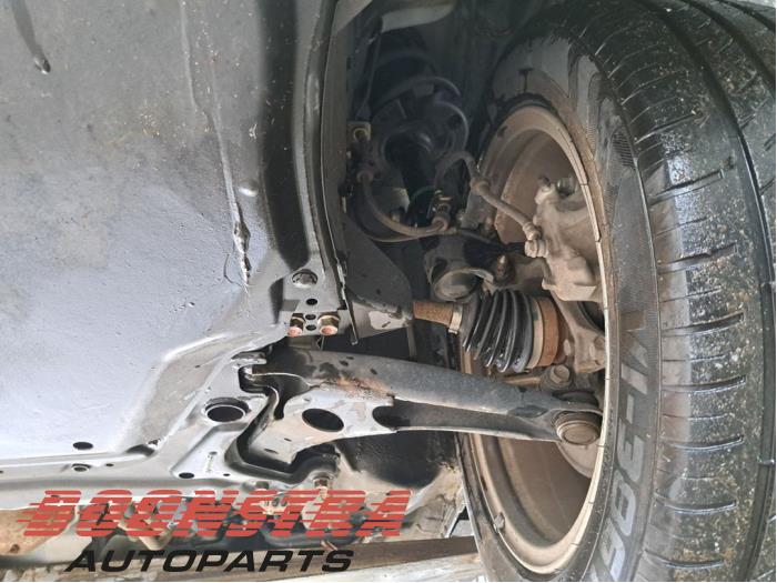 Gebruikte Steekas links-voor Mitsubishi Eclipse Cross (GK/GL) 2.4 16V PHEV 4x4 Prijs € 99,00 Margeregeling aangeboden door Boonstra Autoparts