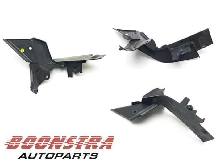 Gebruikte Diversen Audi R8 (4S3/4SP) 5.2 V10 Plus Quattro Prijs € 24,95 Margeregeling aangeboden door Boonstra Autoparts
