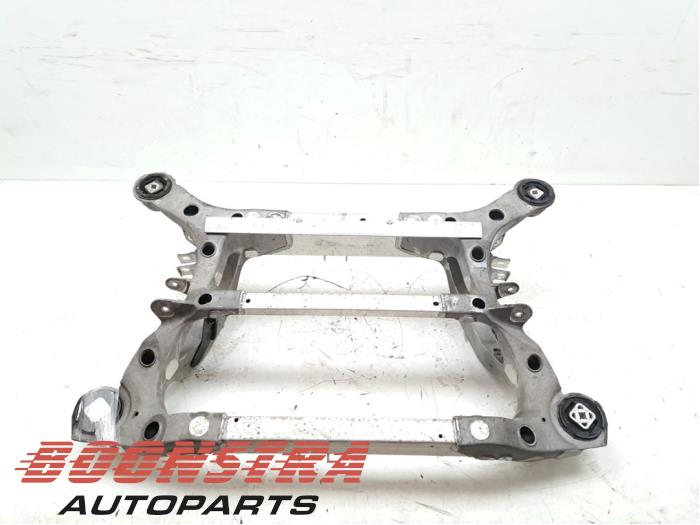 Gebruikte Subframe Tesla Model S 100D Prijs € 199,95 Margeregeling aangeboden door Boonstra Autoparts