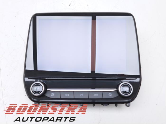 Gebruikte Display Interieur Ford Fiesta 7 1.0 EcoBoost 12V 125 Prijs € 259,95 Margeregeling aangeboden door Boonstra Autoparts