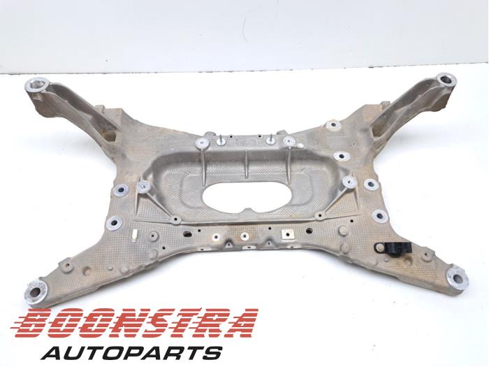 Gebruikte Subframe Landrover Discovery Sport (LC) 1.5 P300e 12V AWD Prijs € 249,95 Margeregeling aangeboden door Boonstra Autoparts
