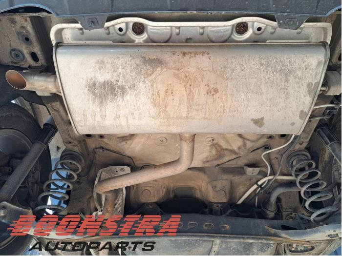 Gebruikte Uitlaat Einddemper Volkswagen T-Roc I 1.0 TSI 12V BlueMotion Prijs € 169,00 Margeregeling aangeboden door Boonstra Autoparts