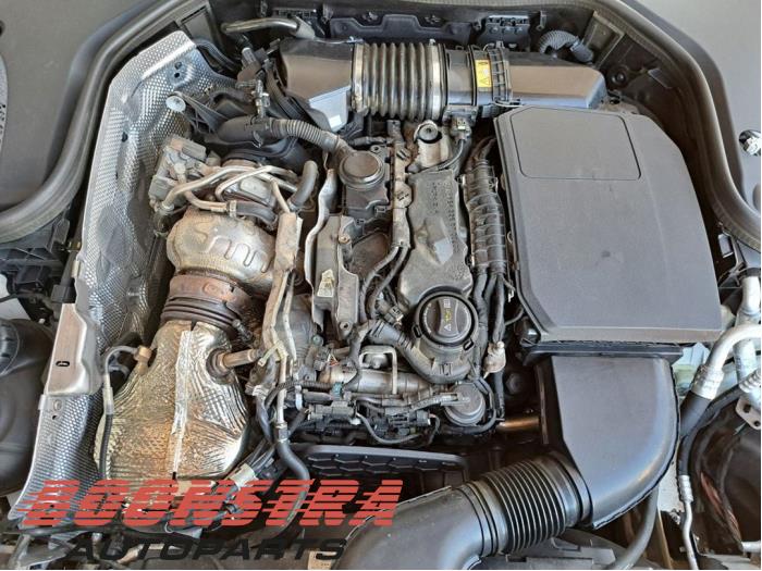 Gebruikte Motor Mercedes E Estate (S213) E-220d 2.0 Turbo 16V 4-Matic Prijs € 4.895,00 Margeregeling aangeboden door Boonstra Autoparts