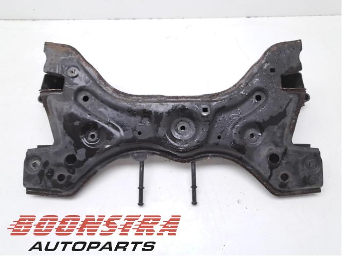 Gebruikte Subframe Volkswagen Up! (121) 1.0 12V 60 Prijs € 34,95 Margeregeling aangeboden door Boonstra Autoparts