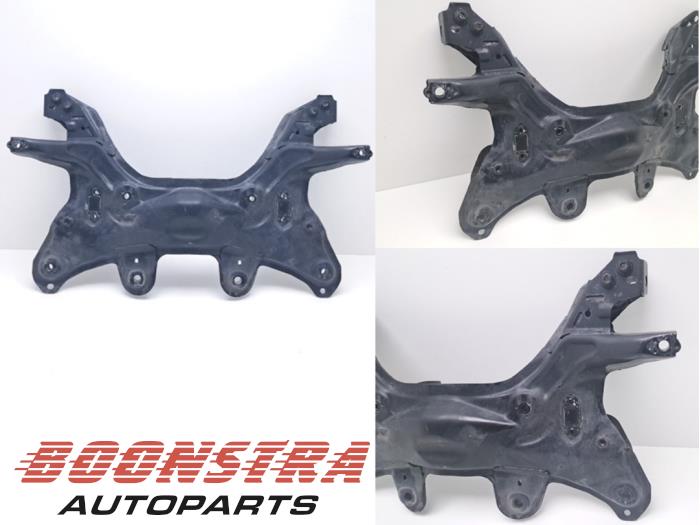 Gebruikte Subframe Fiat 500 (312) 0.9 TwinAir 85 Prijs € 94,95 Margeregeling aangeboden door Boonstra Autoparts