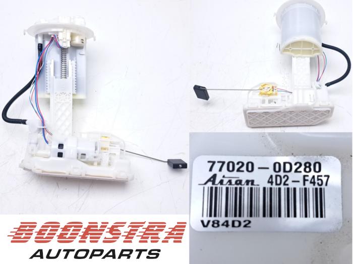Gebruikte Tank element Pomp Toyota Yaris Cross (PB1/PJ1) 1.5 12V Hybrid 130 Prijs € 104,95 Margeregeling aangeboden door Boonstra Autoparts