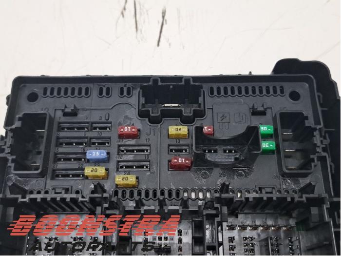 Bodycontrol Module van een Ford Focus 4 Wagon 1.0 EcoBoost 12V Hybrid 155 2022