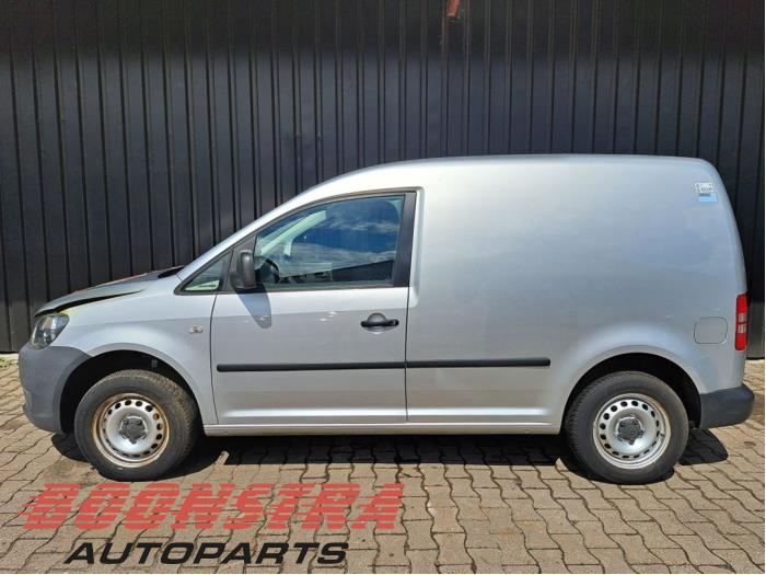 Gebruikte Roetfilter Volkswagen Caddy III (2KA,2KH,2CA,2CH) 1.6 TDI 16V Prijs € 422,29 Inclusief btw aangeboden door Boonstra Autoparts