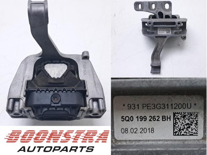 Gebruikte Motorrubber Volkswagen Golf VII (AUA) 1.6 TDI BMT 16V Prijs € 24,95 Margeregeling aangeboden door Boonstra Autoparts