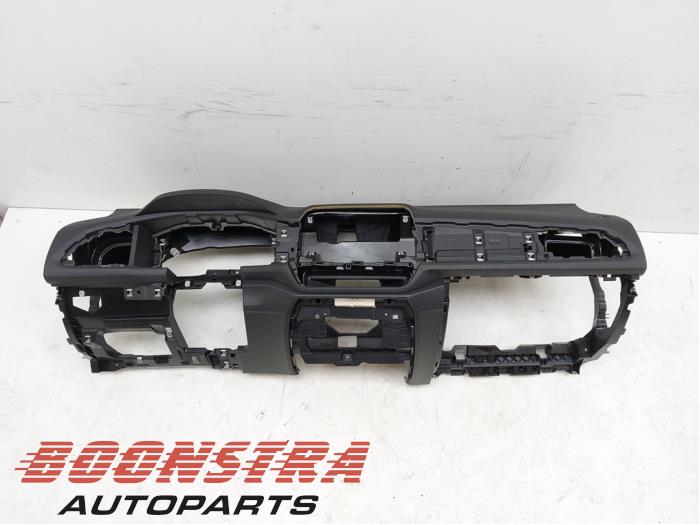 Gebruikte Dashboard Volkswagen T-Roc I 1.5 TSI Evo BMT 16V Prijs € 699,95 Margeregeling aangeboden door Boonstra Autoparts