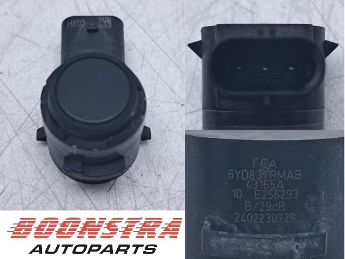 Gebruikte PDC Sensor Dodge 1500 Extended Cab, Quad Cab (DS) 5.7 Hemi V8 4x4 Prijs € 24,95 Inclusief btw aangeboden door Boonstra Autoparts