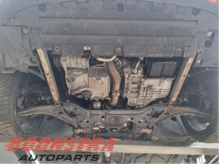 Gebruikte Subframe Mercedes CLA (118.3) 2.0 CLA-250 Turbo 16V Prijs € 349,00 Margeregeling aangeboden door Boonstra Autoparts