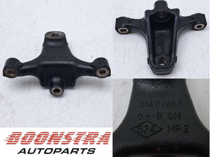 Gebruikte Motorrubber Renault Trafic (1FL/2FL/3FL/4FL) 1.6 dCi 120 Twin Turbo Prijs € 35,09 Inclusief btw aangeboden door Boonstra Autoparts