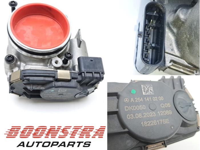 Gebruikte Gasklephuis Mercedes C (W206) C-300 e 2.0 Turbo Prijs € 94,95 Margeregeling aangeboden door Boonstra Autoparts
