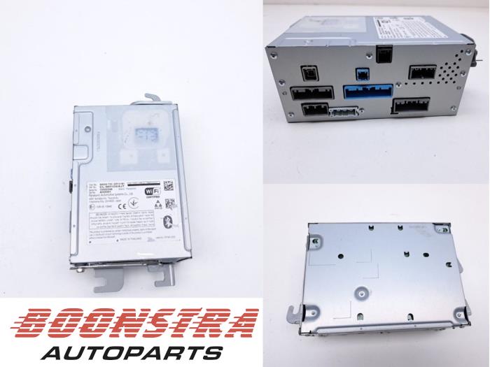Gebruikte Radio module Honda Civic (FL) 2.0 e:HEV Prijs € 664,95 Margeregeling aangeboden door Boonstra Autoparts