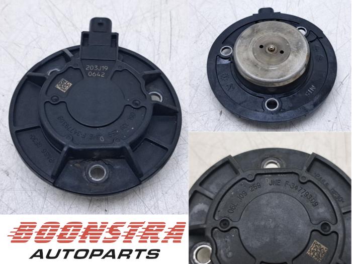 Gebruikte Sensor Nokkenas Volkswagen Golf VII (AUA) 2.0 R 4Motion 16V Prijs € 24,95 Margeregeling aangeboden door Boonstra Autoparts
