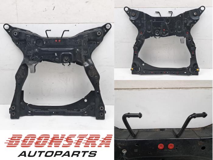 Gebruikte Subframe Volvo V60 II (ZW) 2.0 T6 16V Twin Engine Prijs € 489,95 Margeregeling aangeboden door Boonstra Autoparts
