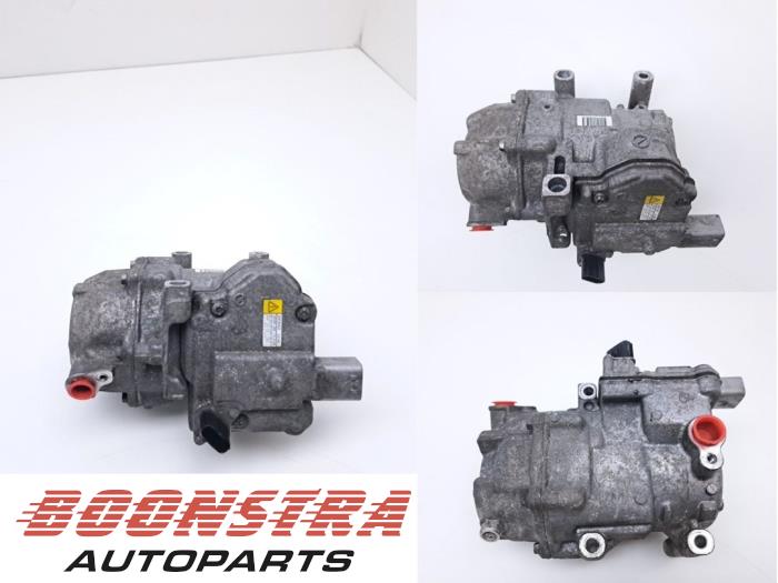 Gebruikte Aircopomp Toyota Yaris III (P13) 1.5 16V Hybrid Prijs € 84,95 Margeregeling aangeboden door Boonstra Autoparts