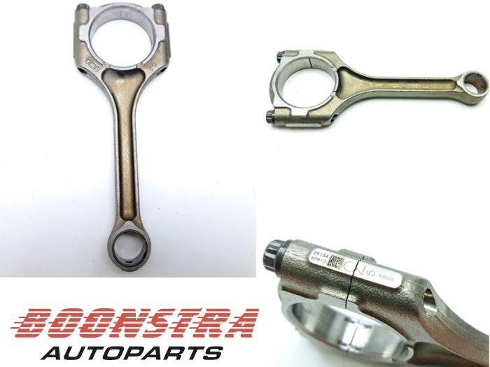 Gebruikte Drijfstang Honda Civic (FL) 2.0 e:HEV Prijs € 74,95 Margeregeling aangeboden door Boonstra Autoparts