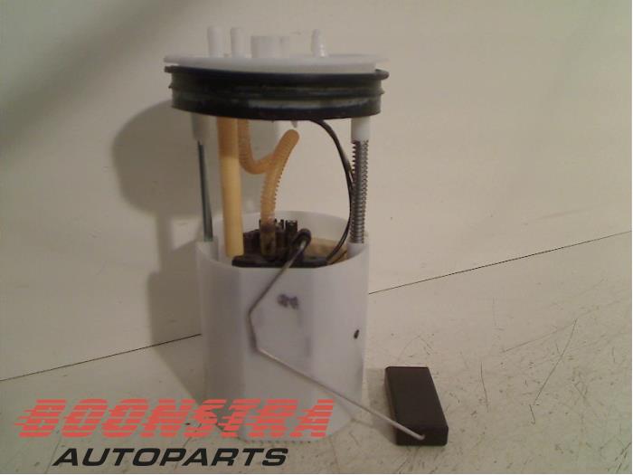 Gebruikte Tank element Pomp Volkswagen Polo Prijs € 24,95 Margeregeling aangeboden door Boonstra Autoparts