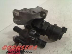 Gebruikte Waterpomp Opel Vivaro 2.0 CDTI 16V Prijs € 30,19 Inclusief btw aangeboden door Boonstra Autoparts