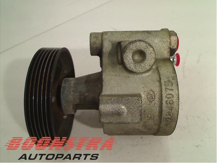 Gebruikte Servopomp Renault Scenic Prijs € 24,95 Margeregeling aangeboden door Boonstra Autoparts