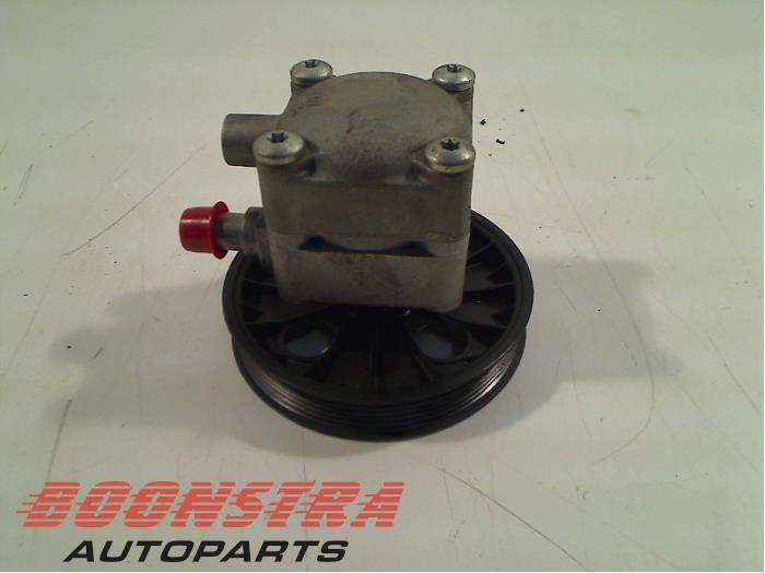 Gebruikte Servopomp Volvo S40 (VS) 2.0 16V Prijs € 24,96 Margeregeling aangeboden door Boonstra Autoparts