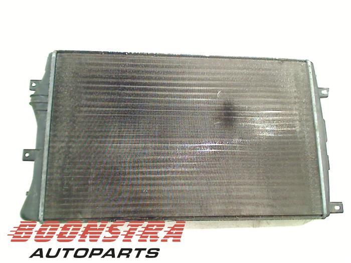 Gebruikte Radiateur Seat Leon (1P1) 1.9 TDI 105 Prijs € 24,95 Margeregeling aangeboden door Boonstra Autoparts