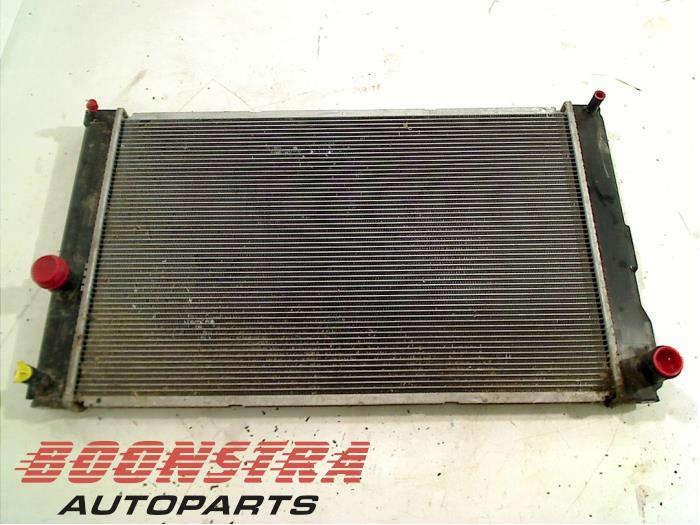 Gebruikte Radiateur Toyota Auris (E15) 1.8 16V HSD Full Hybrid Prijs € 44,95 Margeregeling aangeboden door Boonstra Autoparts